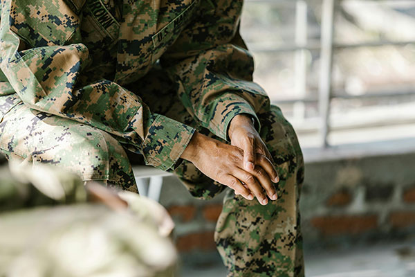 New Study Highlights Immigrant Willingness to Serve in U.S. and Canadian Militaries